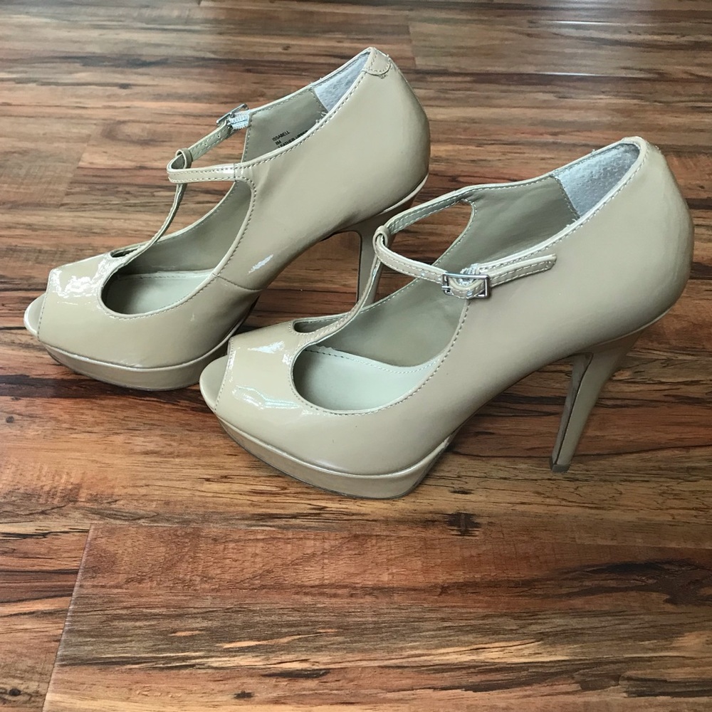 Steve Madden Mary Jane Pumps